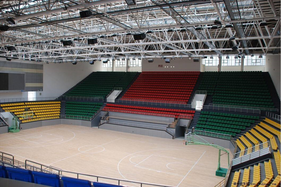 衡阳羽毛球场网架工程